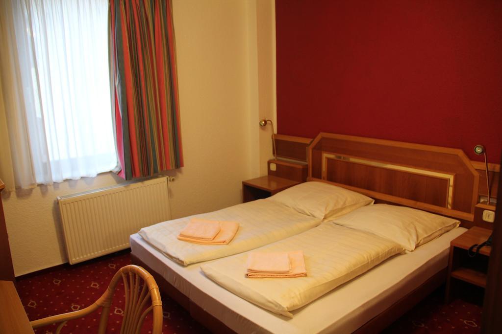 Wali's Hotel